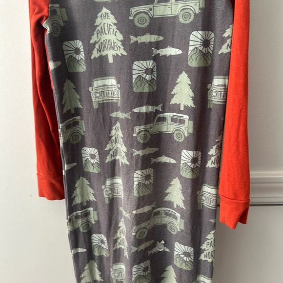 PLAY condition Rags to Raches Pacific Northwest Long Sleeve Pocket Romper 5/6 - Picture 7 of 11